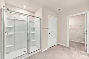 8133 Clairwood Dr, Charlotte, NC 28269 - Photo 24