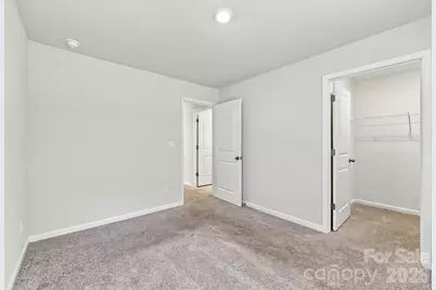8133 Clairwood Drive, Charlotte, NC 28269 - Photo 28