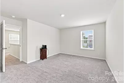 8133 Clairwood Drive, Charlotte, NC 28269 - Photo 20