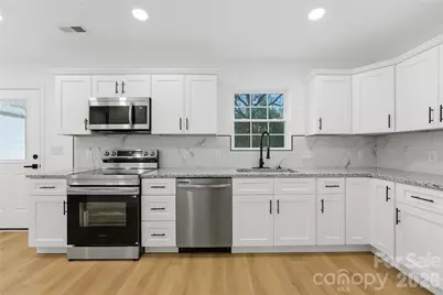 523 Biltmore Street, Mooresville, NC 28115 - Photo 10