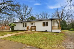 523 Biltmore St, Mooresville, NC 28115 - Photo 2
