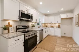 523 Biltmore St, Mooresville, NC 28115 - Photo 8
