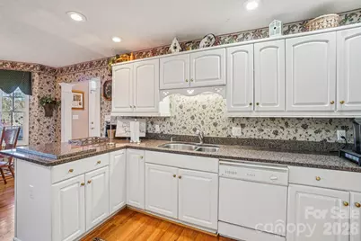 4634 Harbor View Terrace, Morganton, NC 28655 - Photo 8