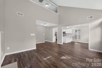 8220 Upsall Court, Charlotte, NC 28215 - Photo 4