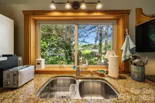 107 111 Hougie Heaven Ln, Franklin, NC 28734 - Photo 24