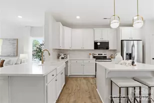 3310 Campbell Dr, Charlotte, NC 28205 - Photo 8