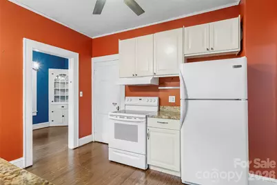 105 S Anderson Street, Morganton, NC 28655 - Photo 6