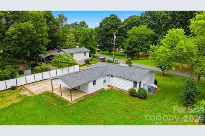459 Swanson Drive SW, Lenoir, NC 28645 - Photo 4