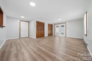 459 Swanson Dr SW, Lenoir, NC 28645 - Photo 14