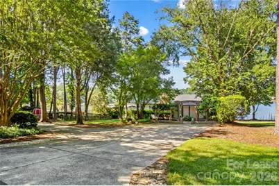 118 Revere Drive, Mooresville, NC 28117 - Photo 2