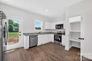 4000 Herman Sipe Rd, Conover, NC 28613 - Photo 12