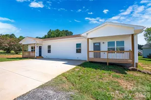 4000 Herman Sipe Rd, Conover, NC 28613 - Photo 2