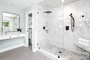 1825 Lombardy Cir, Charlotte, NC 28203 - Photo 36