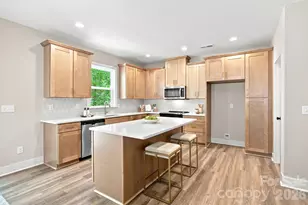 312 North St, Dallas, NC 28034 - Photo 8