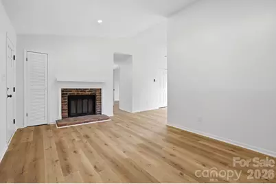 5396 Stonewood Drive, Hickory, NC 28602 - Photo 8