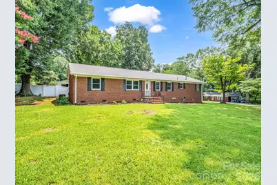 2044 Helen Drive, Gastonia, NC 28054 - Photo 2