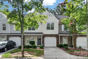 8318 Christmas Ct, Charlotte, NC 28216 - Photo 2
