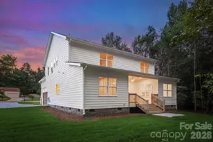 2311 Chateau Ct, Matthews, NC 28105 - Photo 4