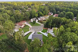 2315 Chateau Ct, Matthews, NC 28105 - Photo 48