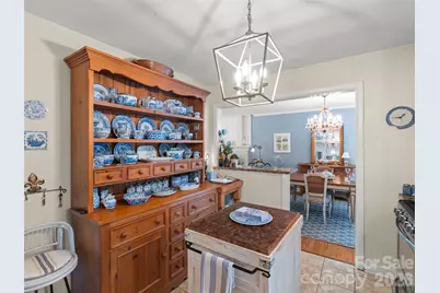 20 S Oak Forest Drive, Asheville, NC 28803 - Photo 10