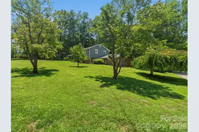 20 S Oak Forest Drive, Asheville, NC 28803 - Photo 2