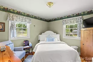 20 S Oak Forest Dr, Asheville, NC 28803 - Photo 18