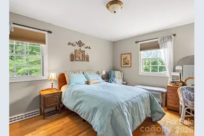 20 S Oak Forest Drive, Asheville, NC 28803 - Photo 16