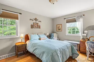 20 S Oak Forest Dr, Asheville, NC 28803 - Photo 16
