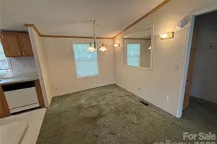 93 Ervin Ln, Hiddenite, NC 28636 - Photo 24