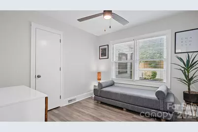 914 Crestmere Street, Charlotte, NC 28208 - Photo 22