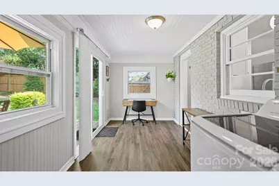 914 Crestmere Street, Charlotte, NC 28208 - Photo 26
