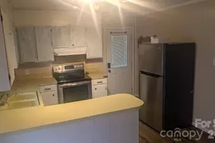 608 Catawba St, Chester, SC 29706 - Photo 4