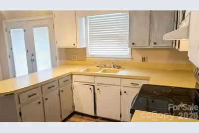 608 Catawba Street, Chester, SC 29706 - Photo 8