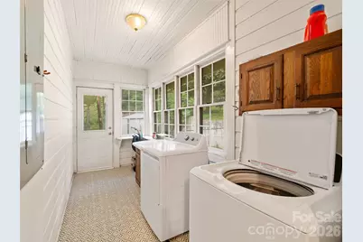 147 Walnut Avenue, Spruce Pine, NC 28777 - Photo 16
