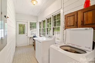 147 Walnut Ave, Spruce Pine, NC 28777 - Photo 16