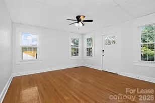 912 S York St, Gastonia, NC 28052 - Photo 4