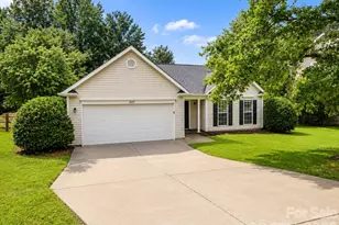 1828 Sugar Hollow Dr, Charlotte, NC 28214 - Photo 1