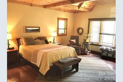 811 Hemlock Drive, Newland, NC 28657 - Photo 6