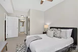 300 W 5th St, Charlotte, NC 28202 - Photo 28