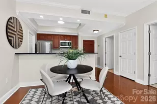 300 W 5th St, Charlotte, NC 28202 - Photo 8