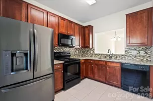 8453 Big Creek Ct, Charlotte, NC 28105 - Photo 14