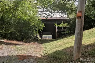 1920 Thickety Rd, Clyde, NC 28721 - Photo 16