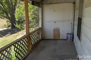 1920 Thickety Rd, Clyde, NC 28721 - Photo 8