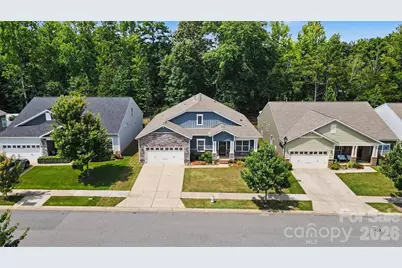 1604 Spring Blossom Trail, Fort Mill, SC 29708 - Photo 2