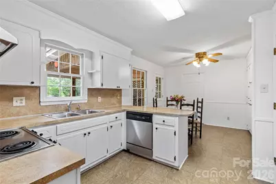 1214 Hawthorne Road, Lancaster, SC 29720 - Photo 8