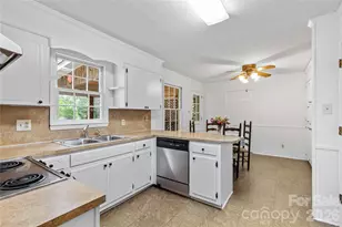 1214 Hawthorne Rd, Lancaster, SC 29720 - Photo 8