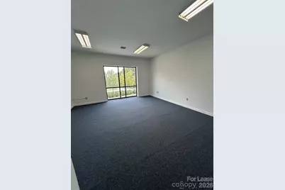 1936 16th Street NE, Hickory, NC 28601 - Photo 4