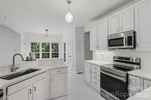 4523 Brent Wood Dr, Belmont, NC 28012 - Photo 10