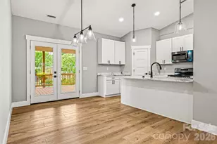334 Woodland Dr, Hendersonville, NC 28792 - Photo 12