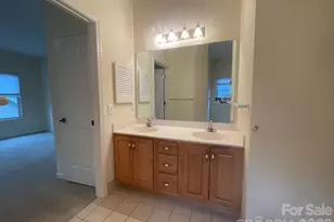 513 26th Ave NE, Hickory, NC 28601 - Photo 18